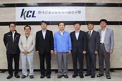 윤성규 환경부 장관, KCL 바이오융합연구소 방문